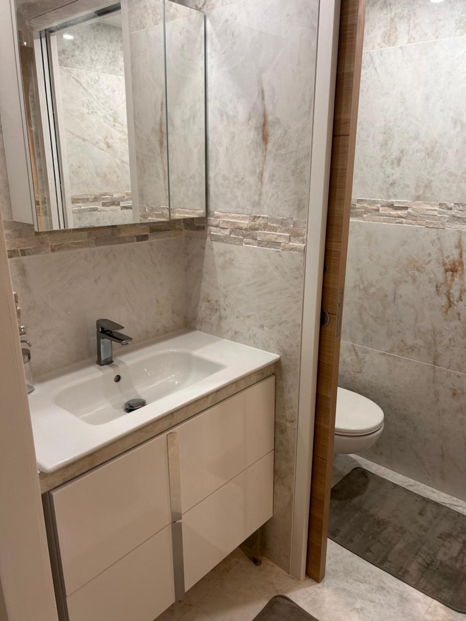 Spa Jacuzzi Moon White Vaudherland 外观 照片